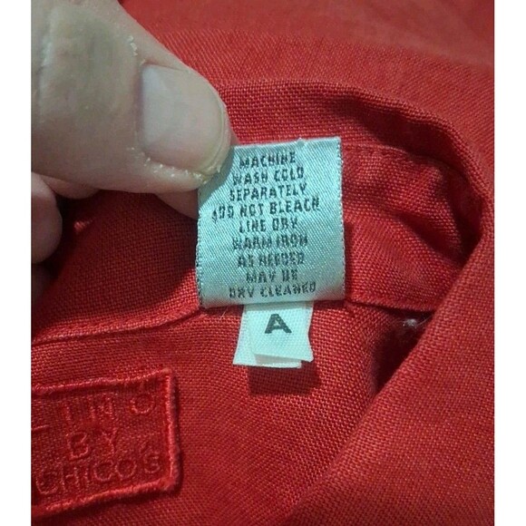 Lino By Chico's Red Button Up Shirt Size 2, M 100% Linen Valentines Luxury - Picture 6 of 6